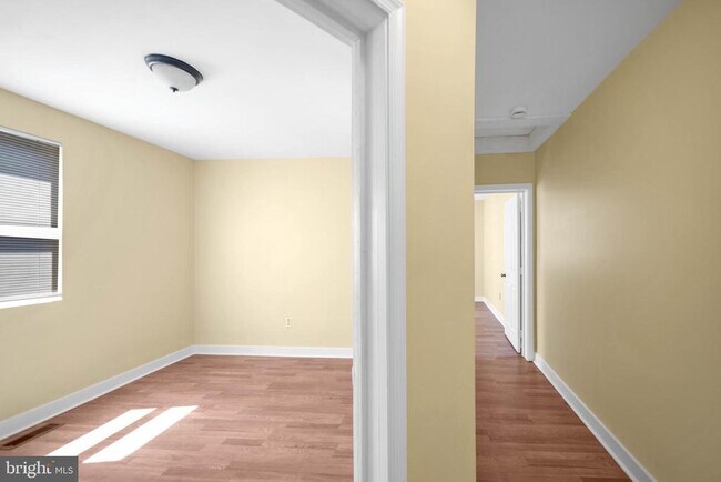 Building Photo - 2712 Sherman Ave NW