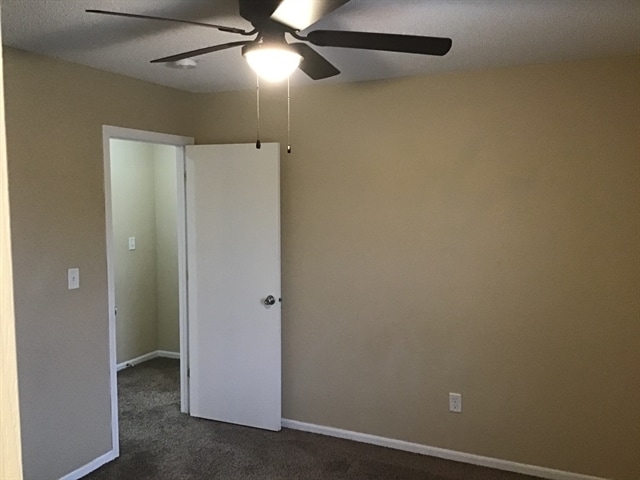 Building Photo - 7352 Woodside Dr