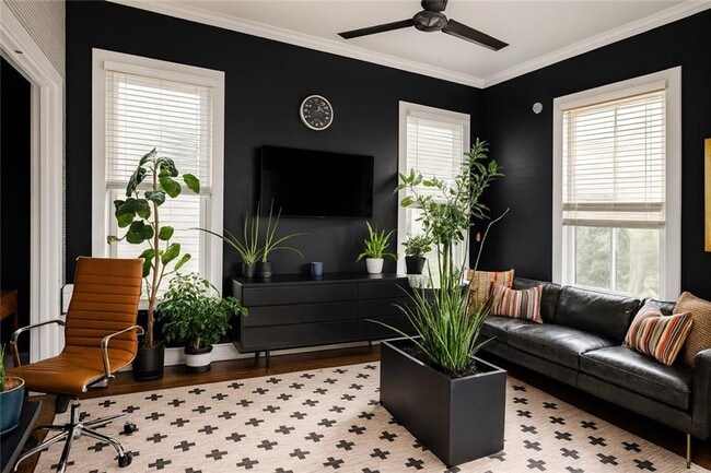 Building Photo - 2231 Cavanaugh Ave SE