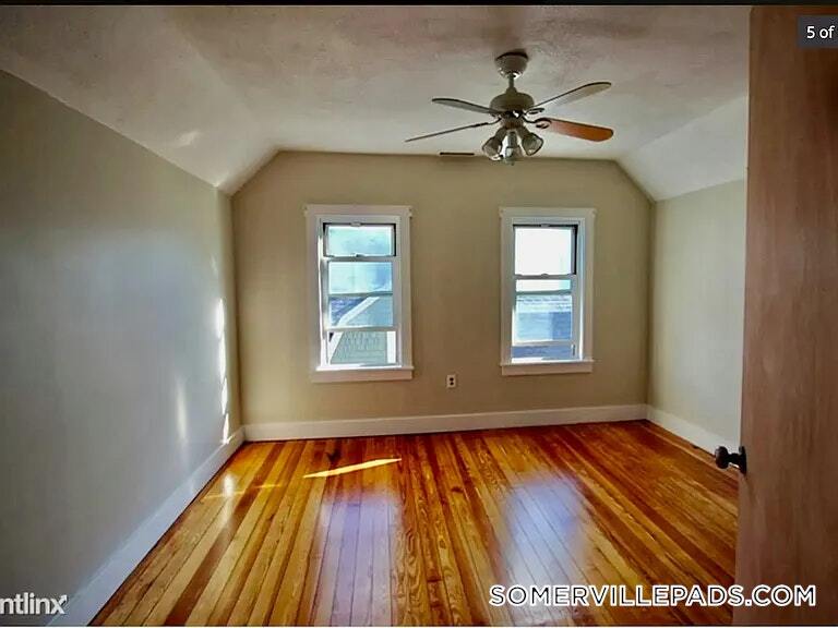 Building Photo - 14 Dow St