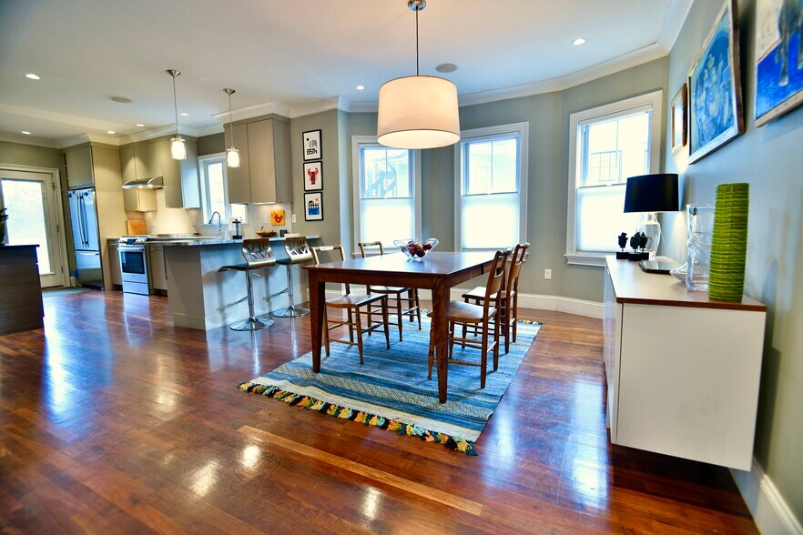 Building Photo - 71 Sawyer Ave