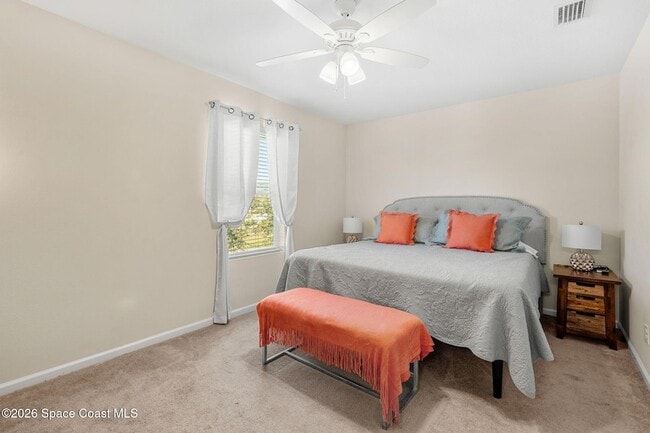 Building Photo - 2545 Revolution St