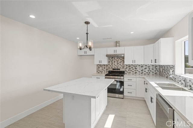 Building Photo - 14815 Country Ln