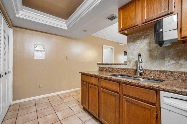 Building Photo - 2780 Norfolk Pine Ct