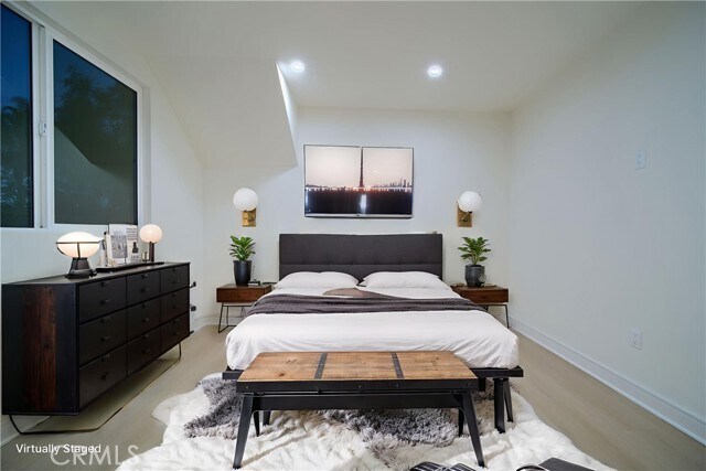 Building Photo - 803 E 84th Pl