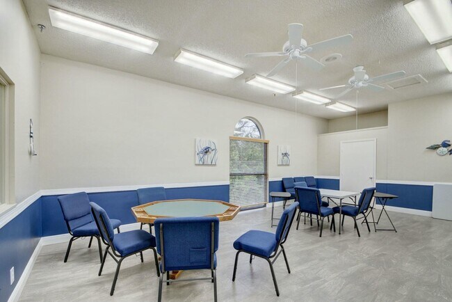 Building Photo - 3810 Via Poinciana