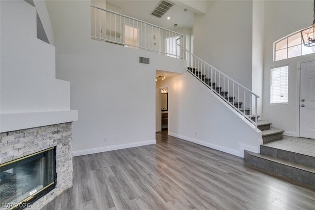 Building Photo - 8006 S Counterpoint Ln