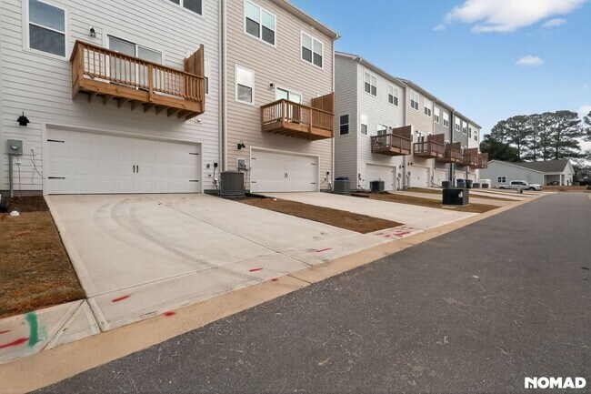 Building Photo - 821 Washington St