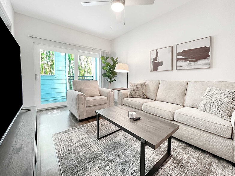 Building Photo - 124 S Morgan St