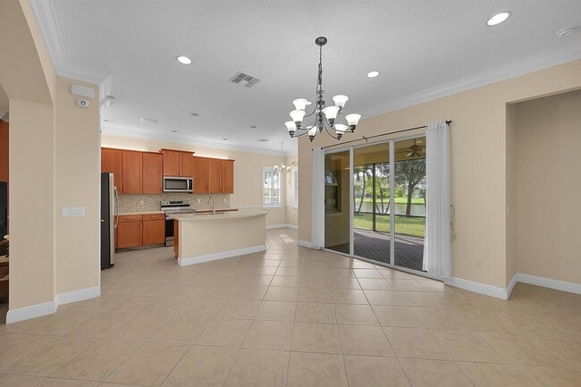 Building Photo - 2525 Vicara Court