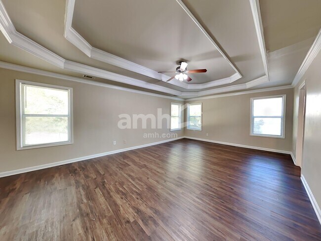 Building Photo - 748 York View Dr