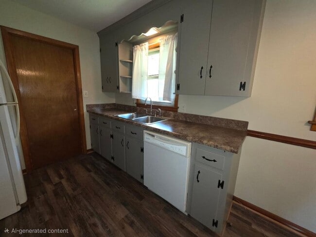 Building Photo - 5930 Edgewood Ave