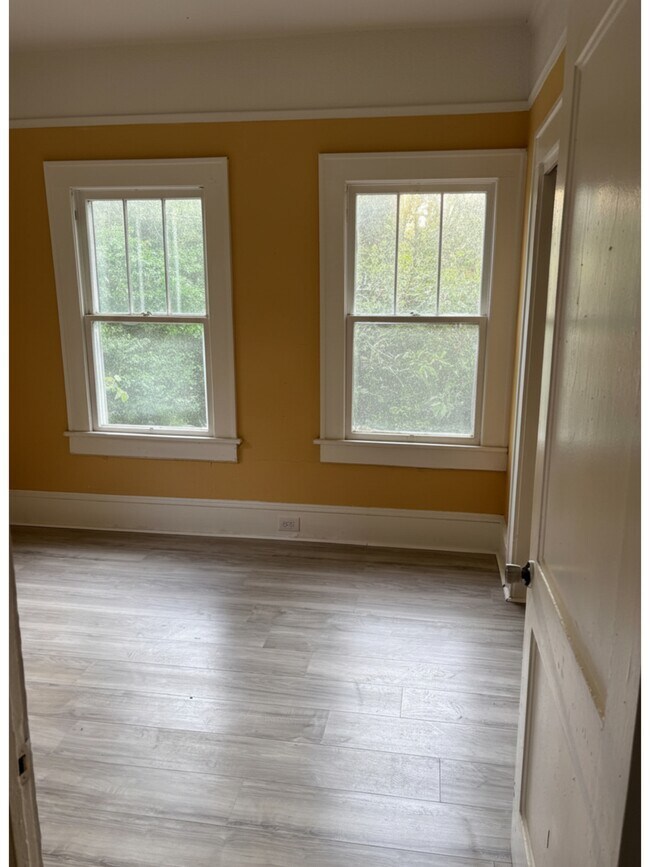 Building Photo - 1013 Edna Pl