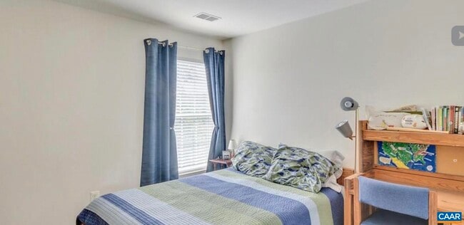 Building Photo - 5920 Nicolet Ct