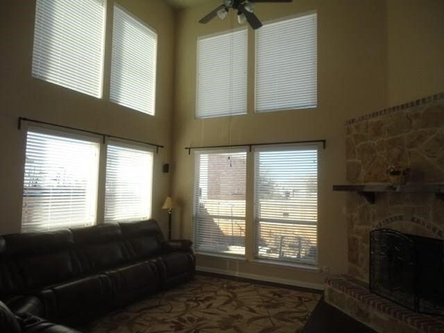 Building Photo - 11936 Del Rio Dr