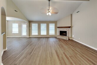 Building Photo - 6630 Grant Dr