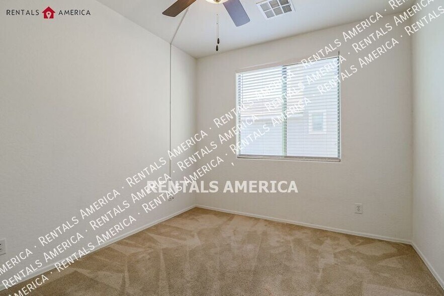 Building Photo - 2715 S Cupertino Dr