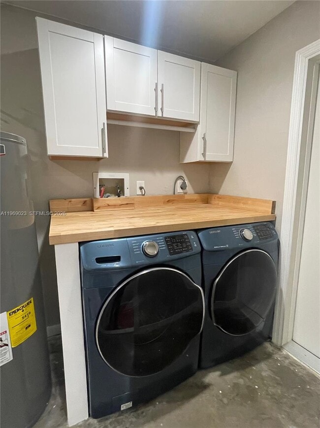 Building Photo - 4960 SW 119th Ave