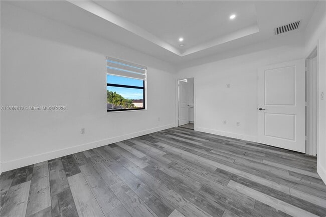 Building Photo - 18320 SW 148th Rd