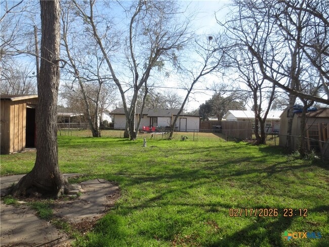 Building Photo - 2003 E Mimosa Ave