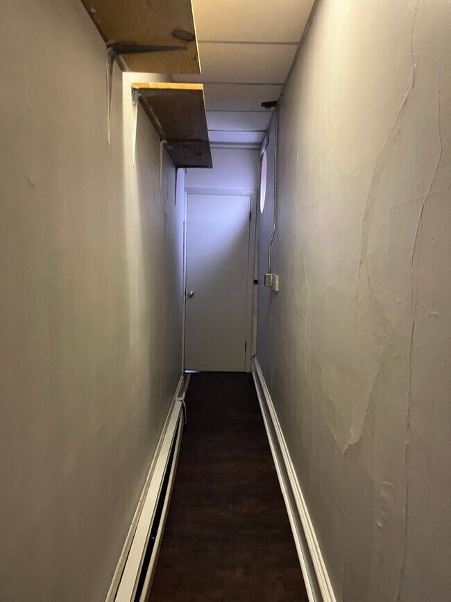 Building Photo - 625 Chestnut St