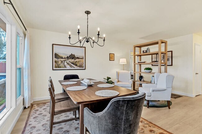 Building Photo - 4853 Twain Ave