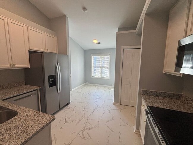 Building Photo - 3307 Crowell Ln