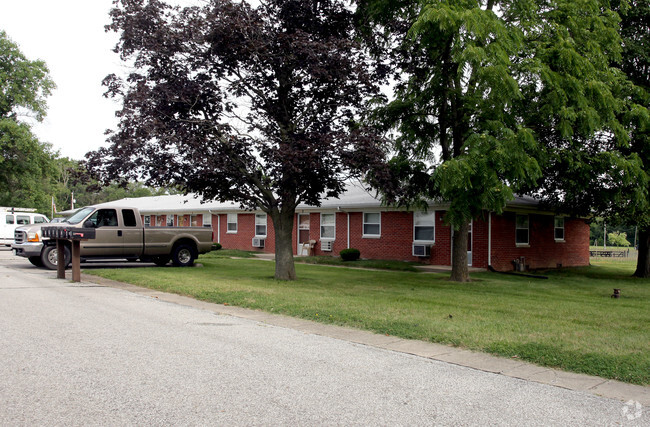 Building Photo - Suburban Court Apartments