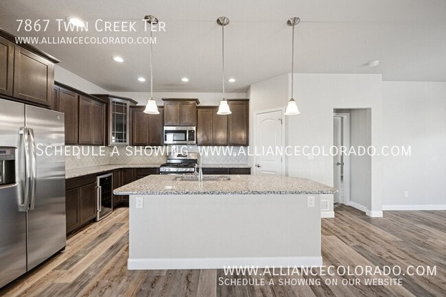 Building Photo - 7867 Twin Creek Terrace