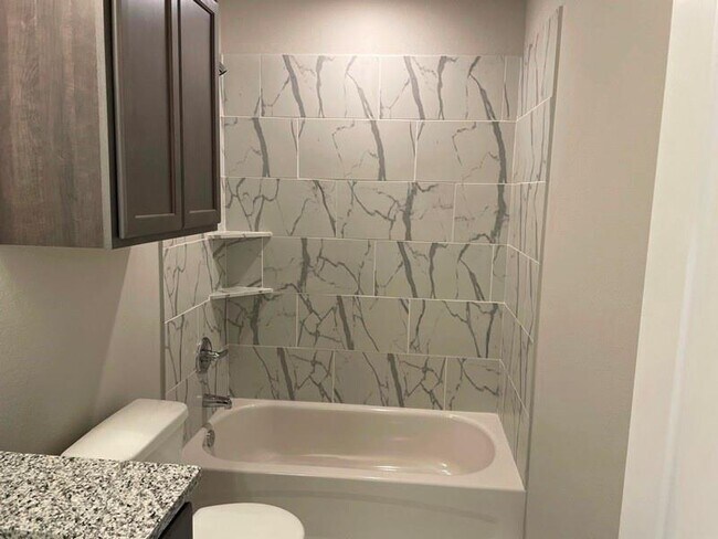 Building Photo - 5755 Redfish Ct