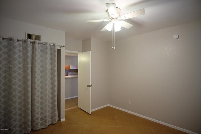 Building Photo - 8080 E Speedway Blvd