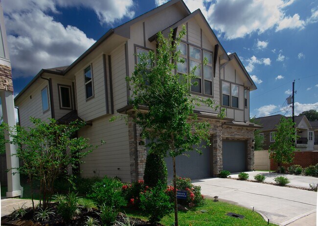 Building Photo - 206 Fulton Station Dr