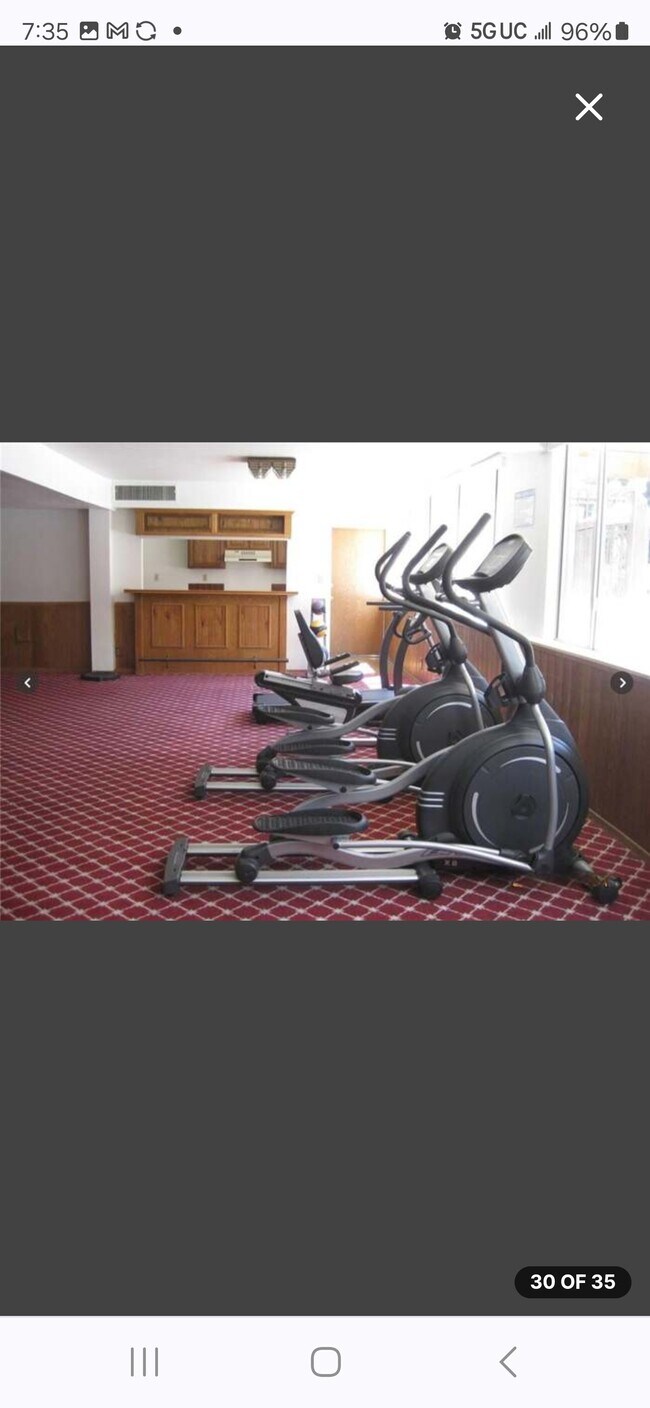 Building Photo - 5400 Newcastle Ave