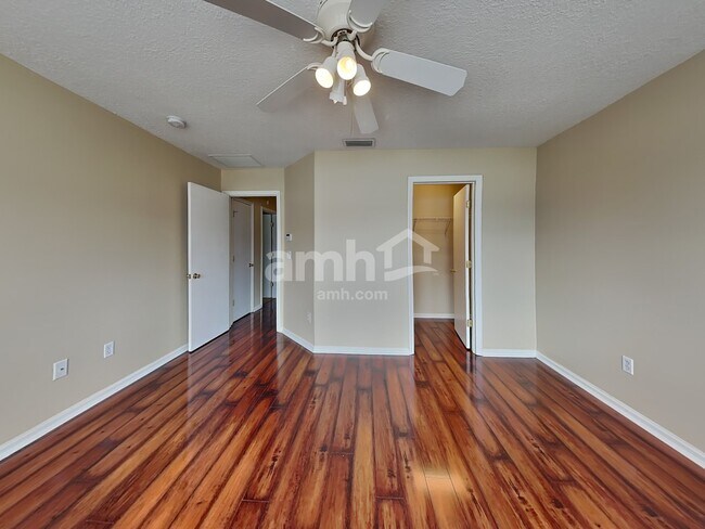 Building Photo - 76298 Long Pond Loop