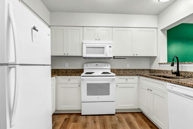 Building Photo - 4276 Calinda Ln