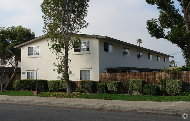 Orange Grove Apartments - Orange, CA | Apartment Finder