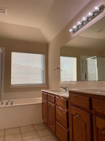 Building Photo - 3783 Musketeer Dr