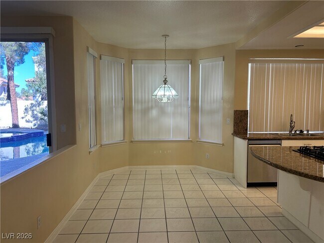 Building Photo - 2920 Sunstone St