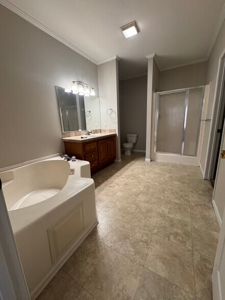 Building Photo - 1170 New Era Rd