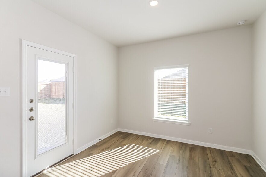 Building Photo - 420 Mystic Slopes Dr