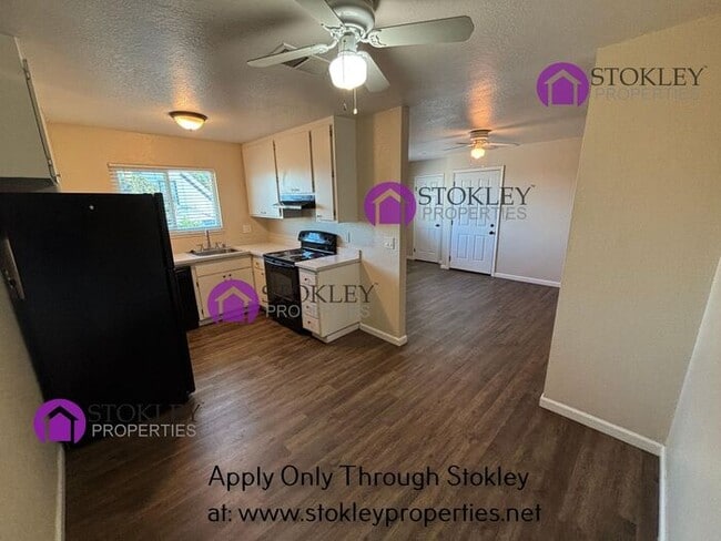 Building Photo - 305 E St