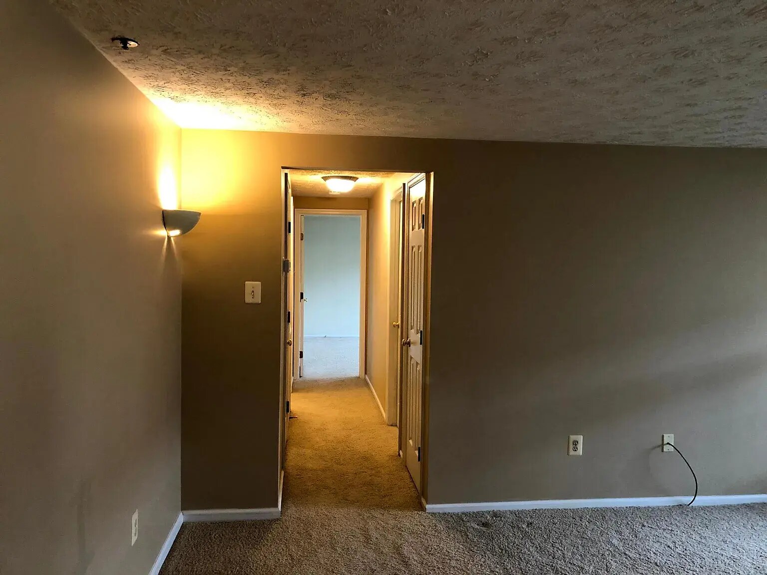 Building Photo - 601 Himes Ave