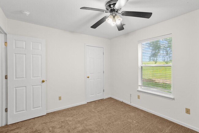 Building Photo - 3504-3506 Delmar Ct.