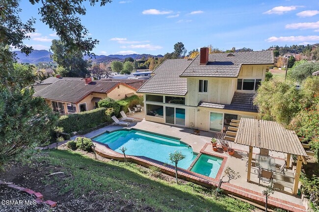 Building Photo - 2367 Silver Spring Dr