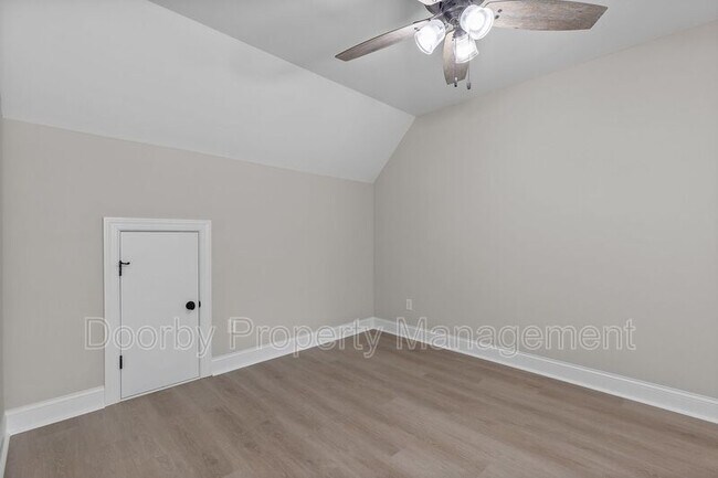 Building Photo - 36 Alden Ln