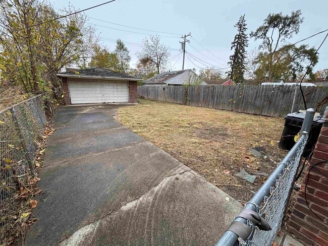 Building Photo - 7795 Heyden