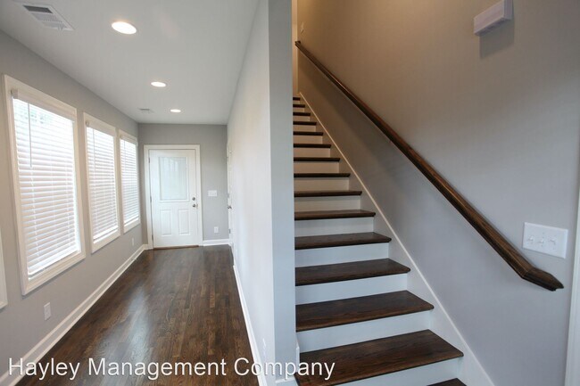 Building Photo - 4 br, 3 bath House - 139 Bragg Avenue