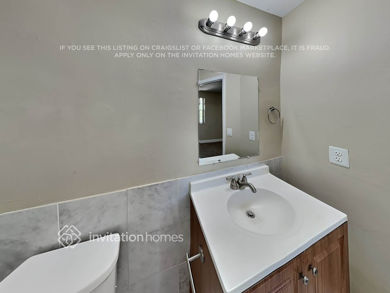 Building Photo - 14543 SW 127th Ct