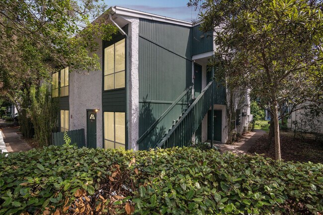 Building Photo - 3230 SW Archer Rd