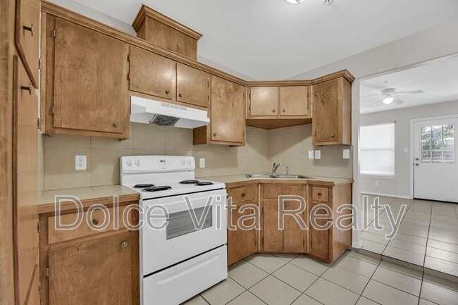 Building Photo - 400 N 38th St